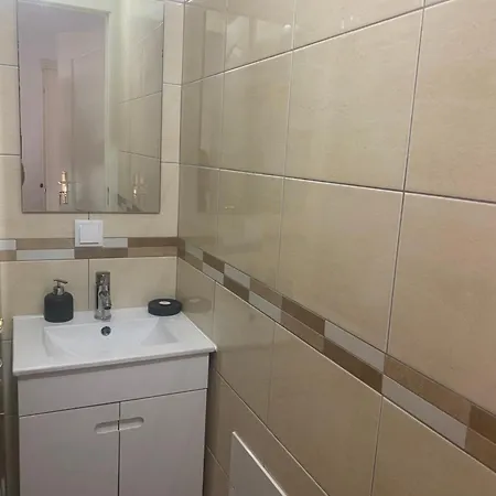 아파트 Cosy In The Heart Of Old Town 라고스