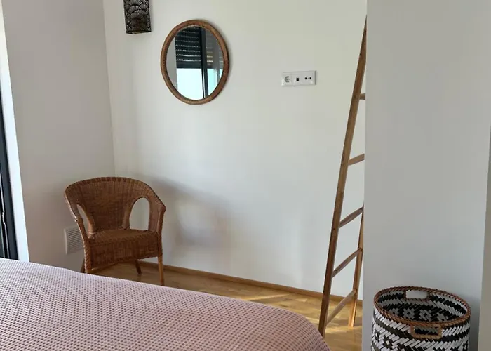아파트 Cosy In The Heart Of Old Town